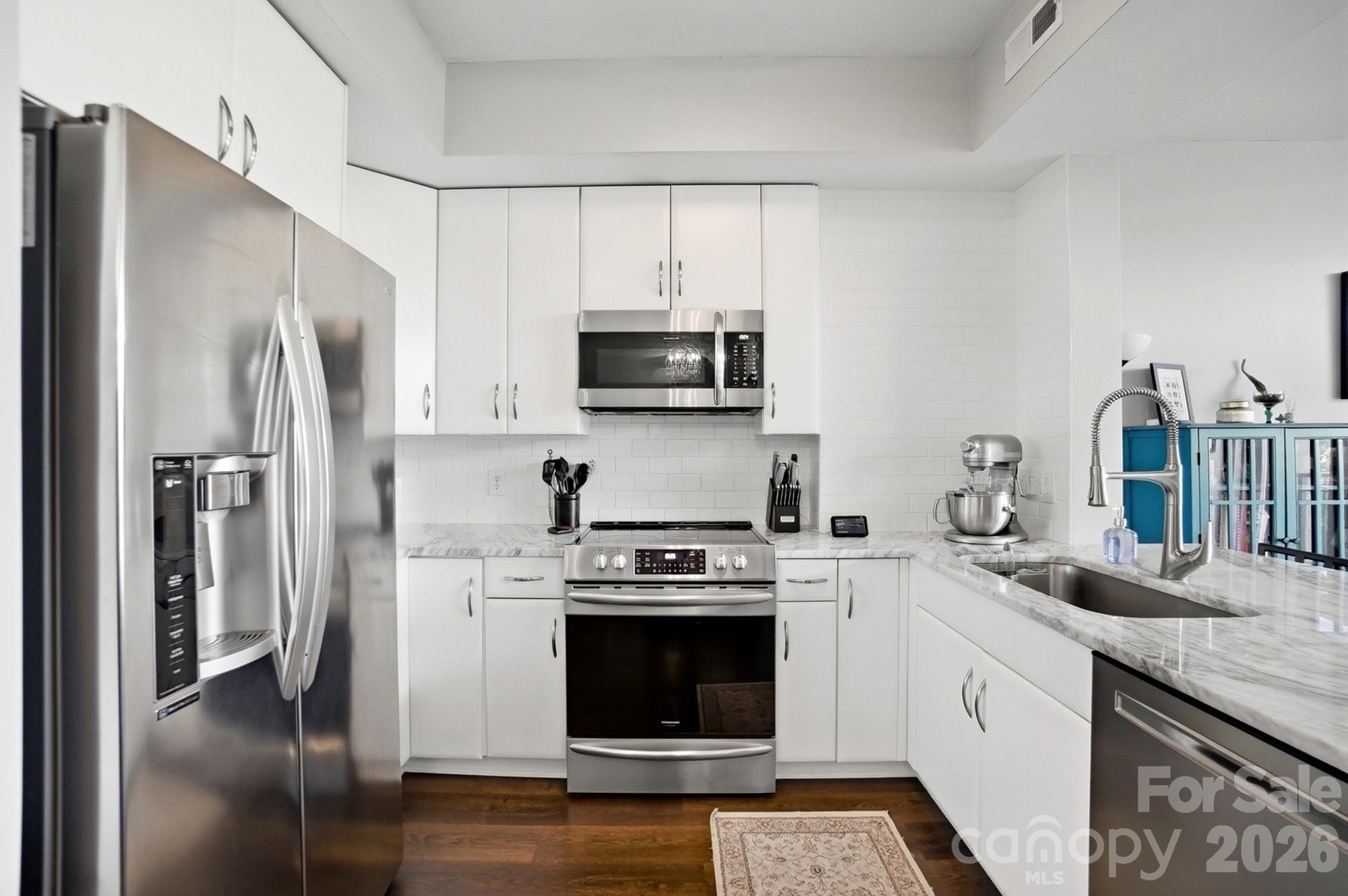 Latta Pavilion - Residential