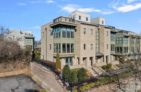 214 Wesley Heights Way Charlotte NC 28208