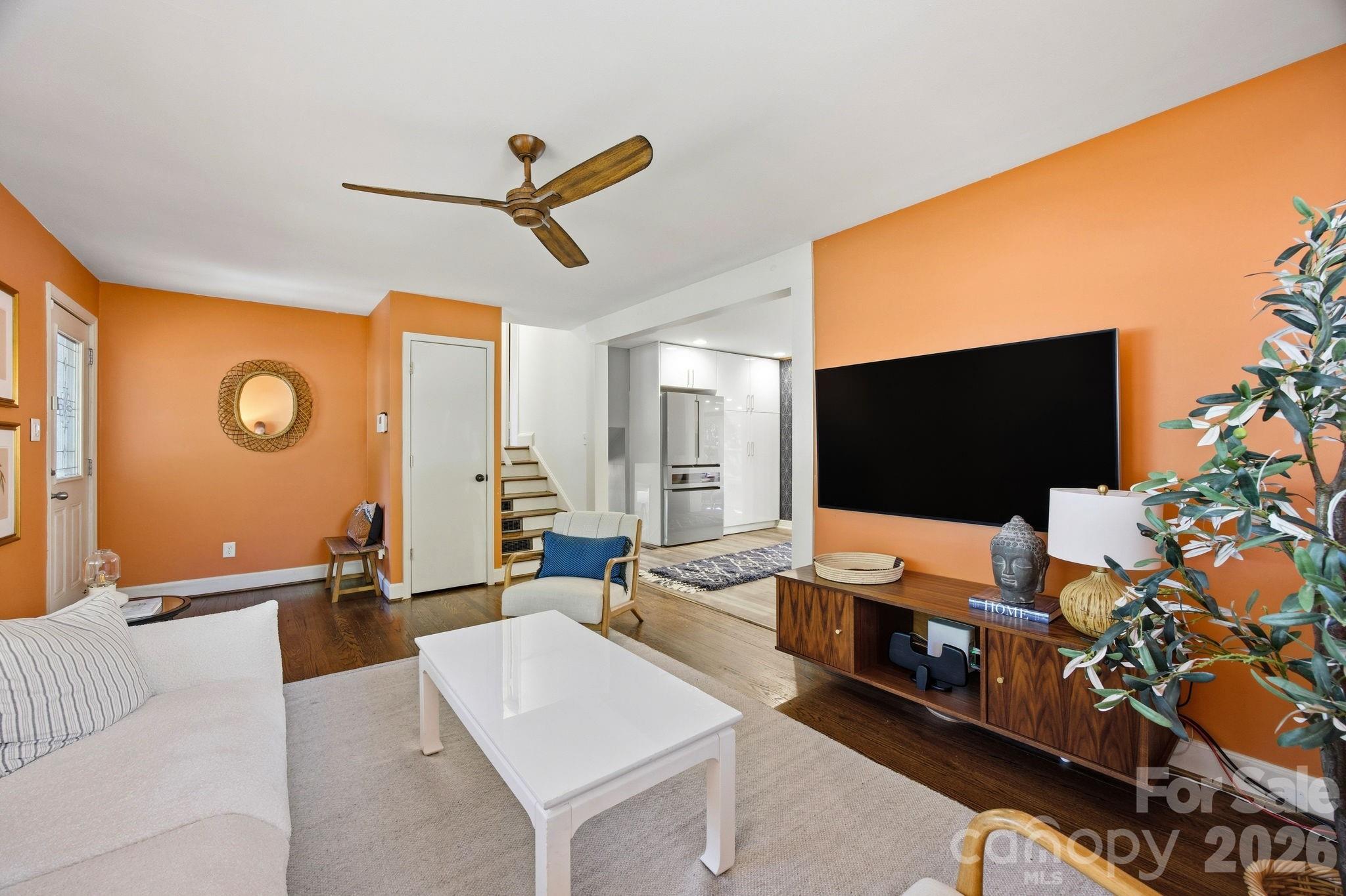 Country Club - Residential