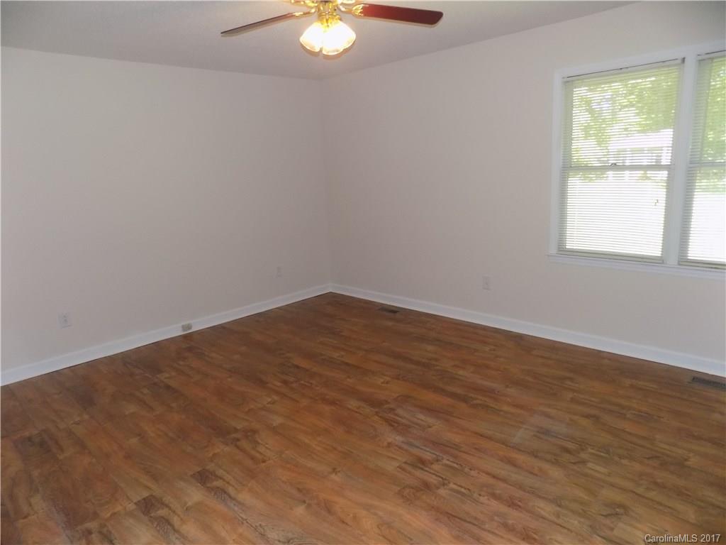 Lippard Springs - Residential Lease