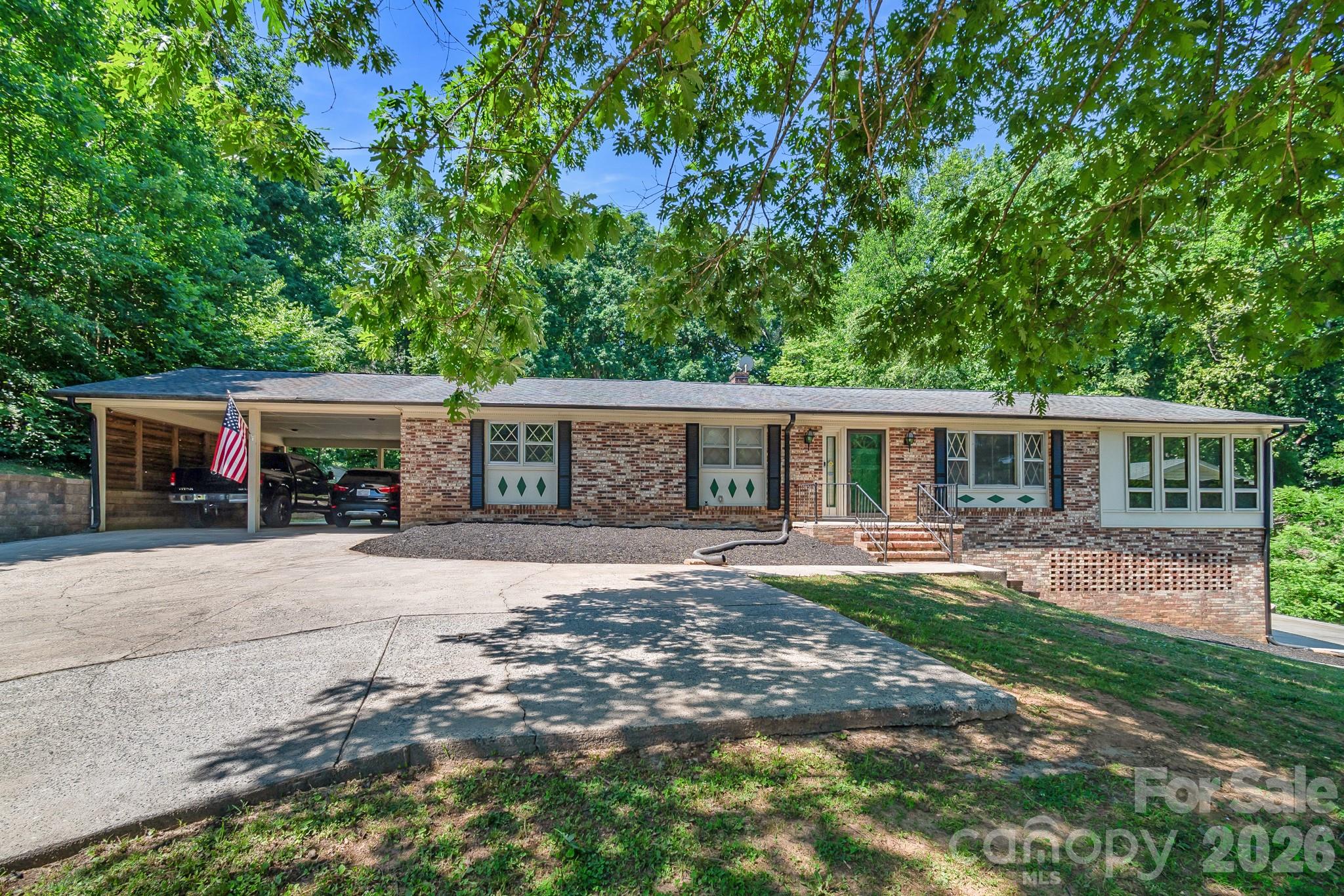 1549 Cecelia Drive