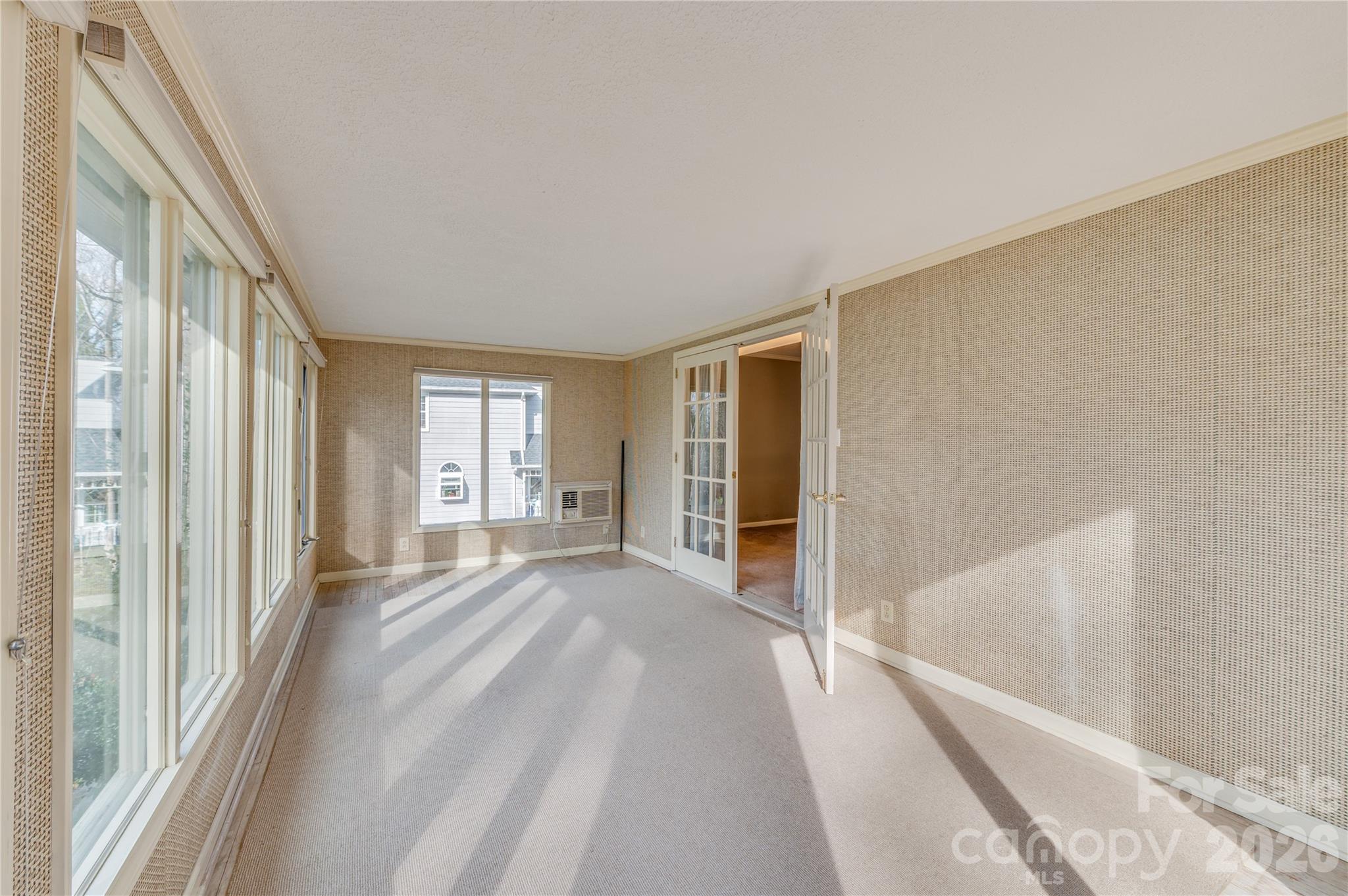 Riverside - Residential