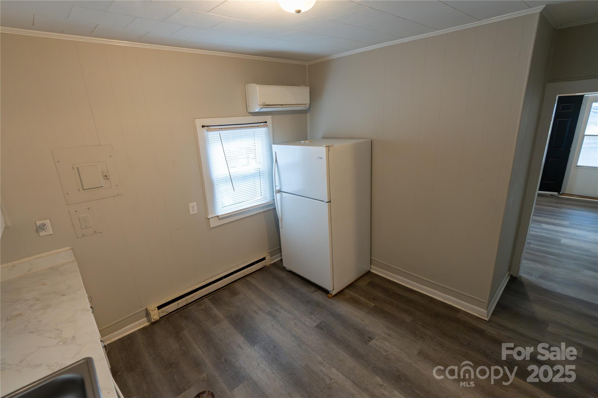 275 Academy Avenue NW