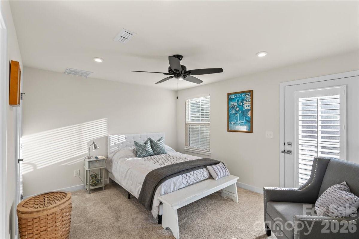 Trinity Townes - Residential