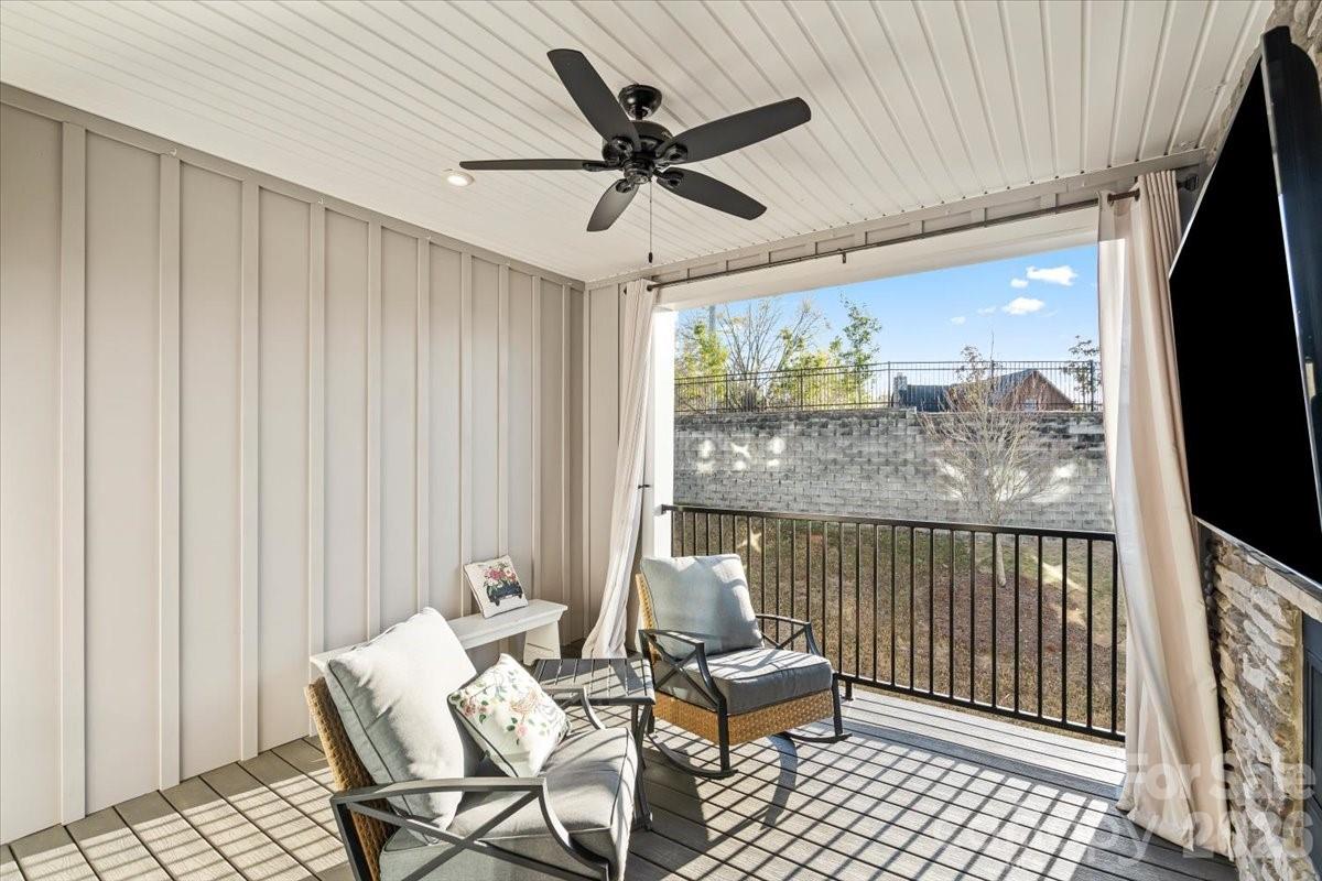 Trinity Townes - Residential