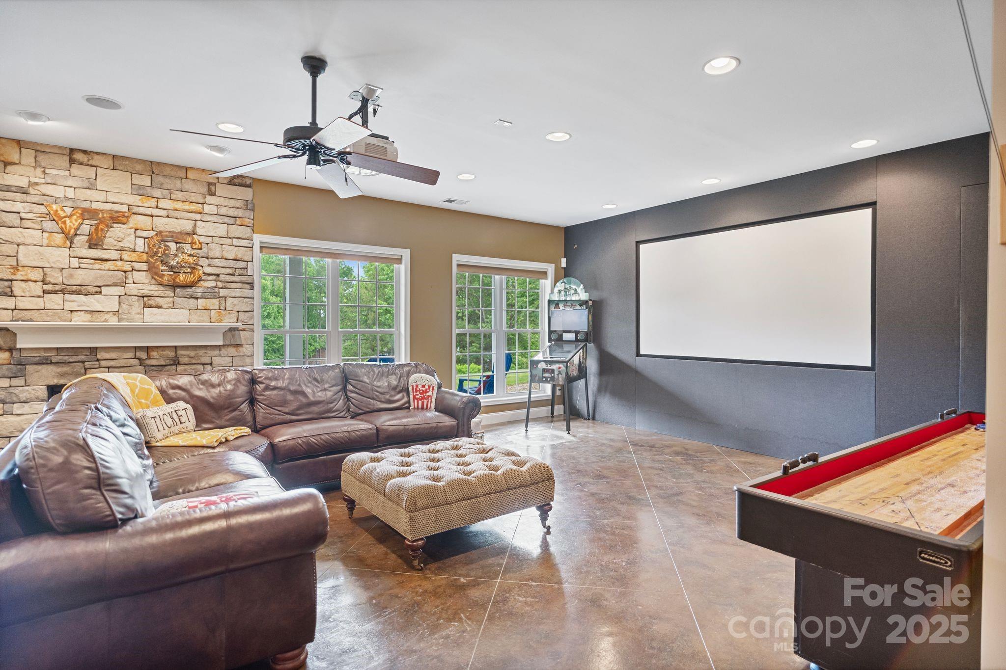 John T Mundy - Residential