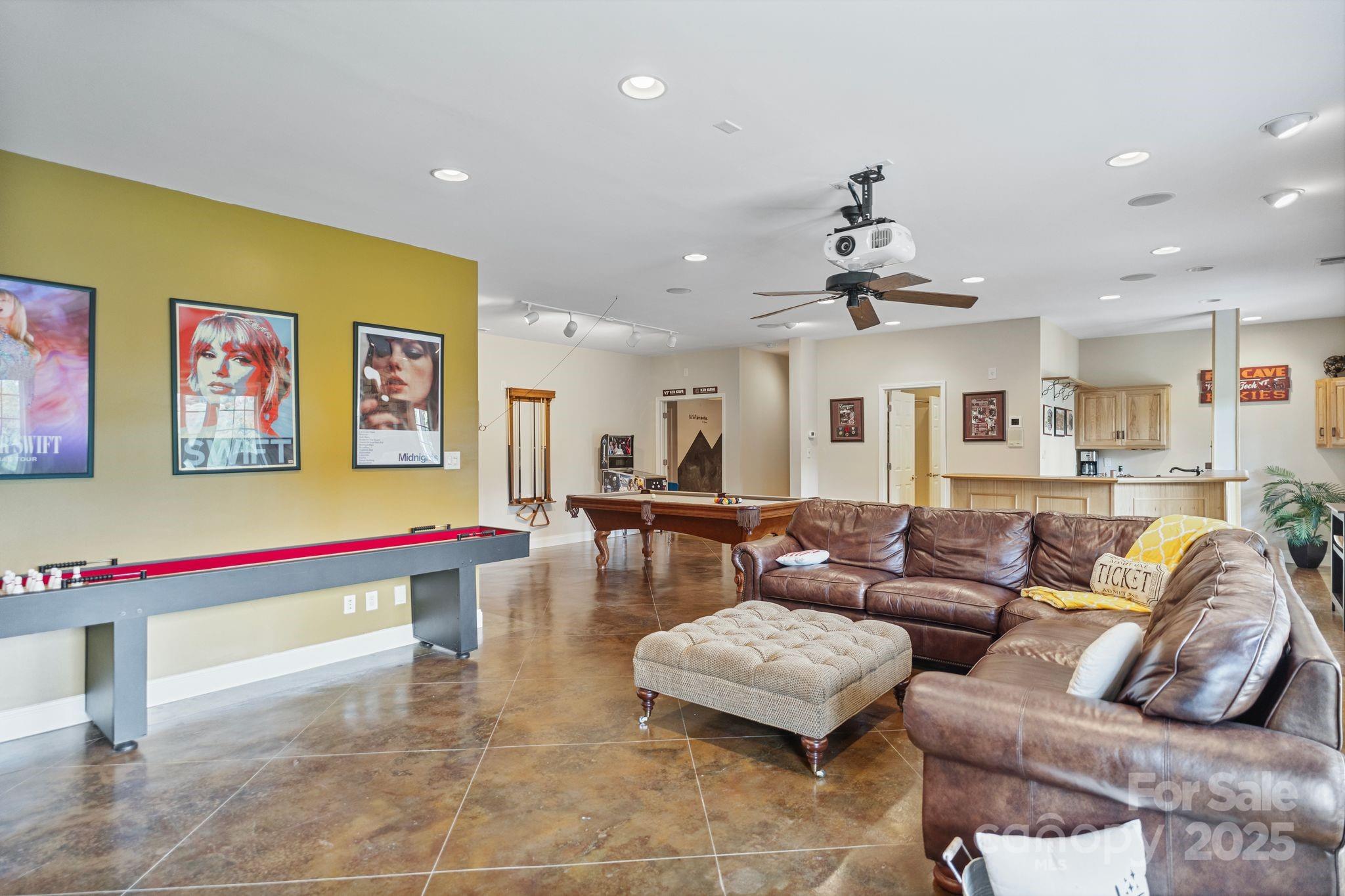 John T Mundy - Residential