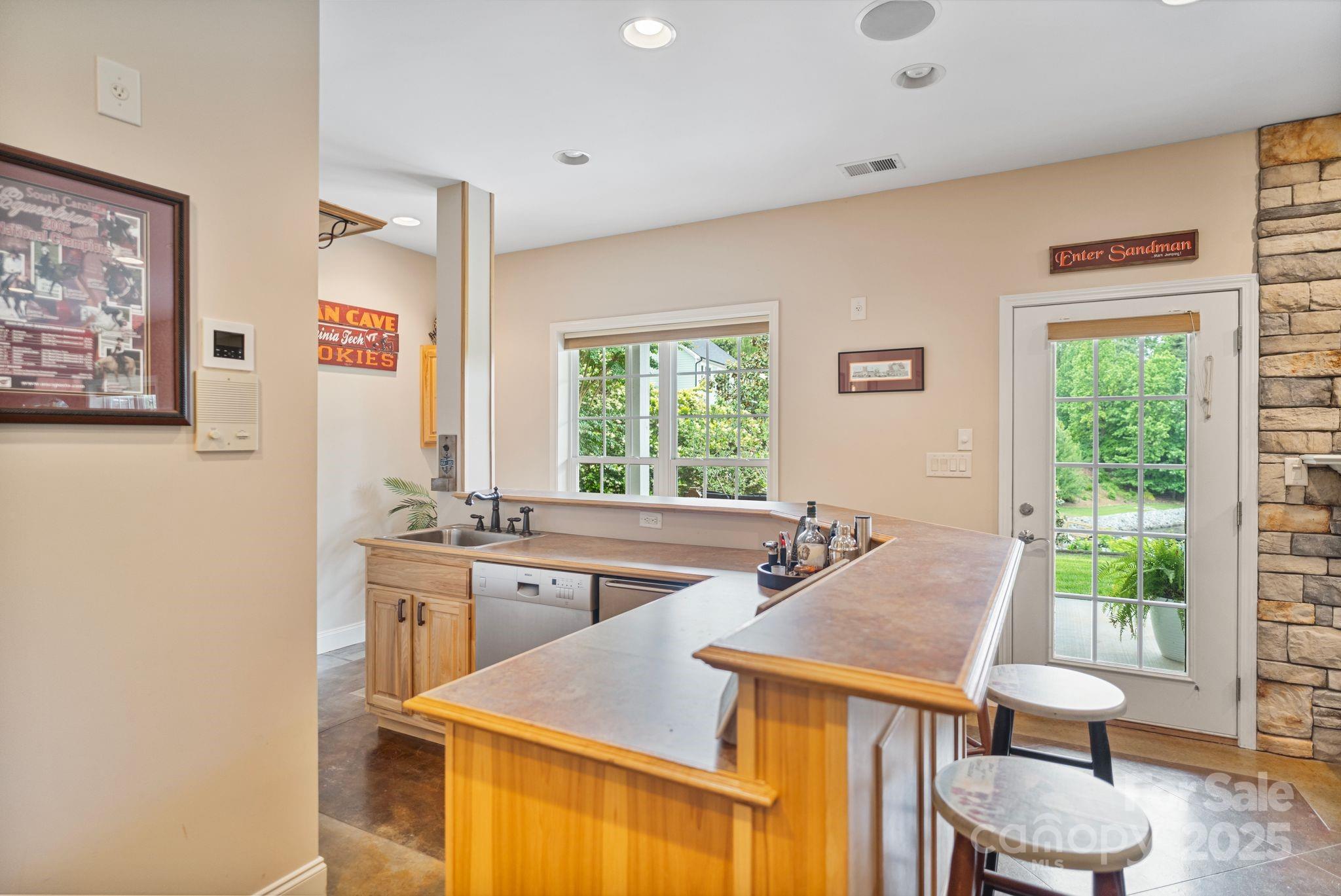 John T Mundy - Residential