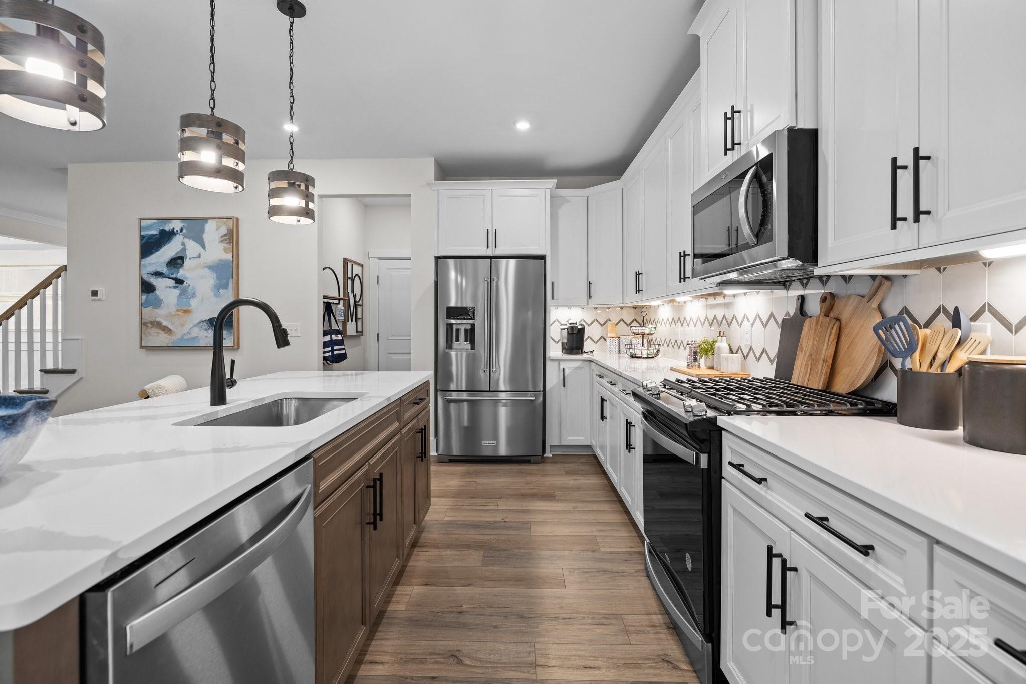 Lakeside Glen - Residential