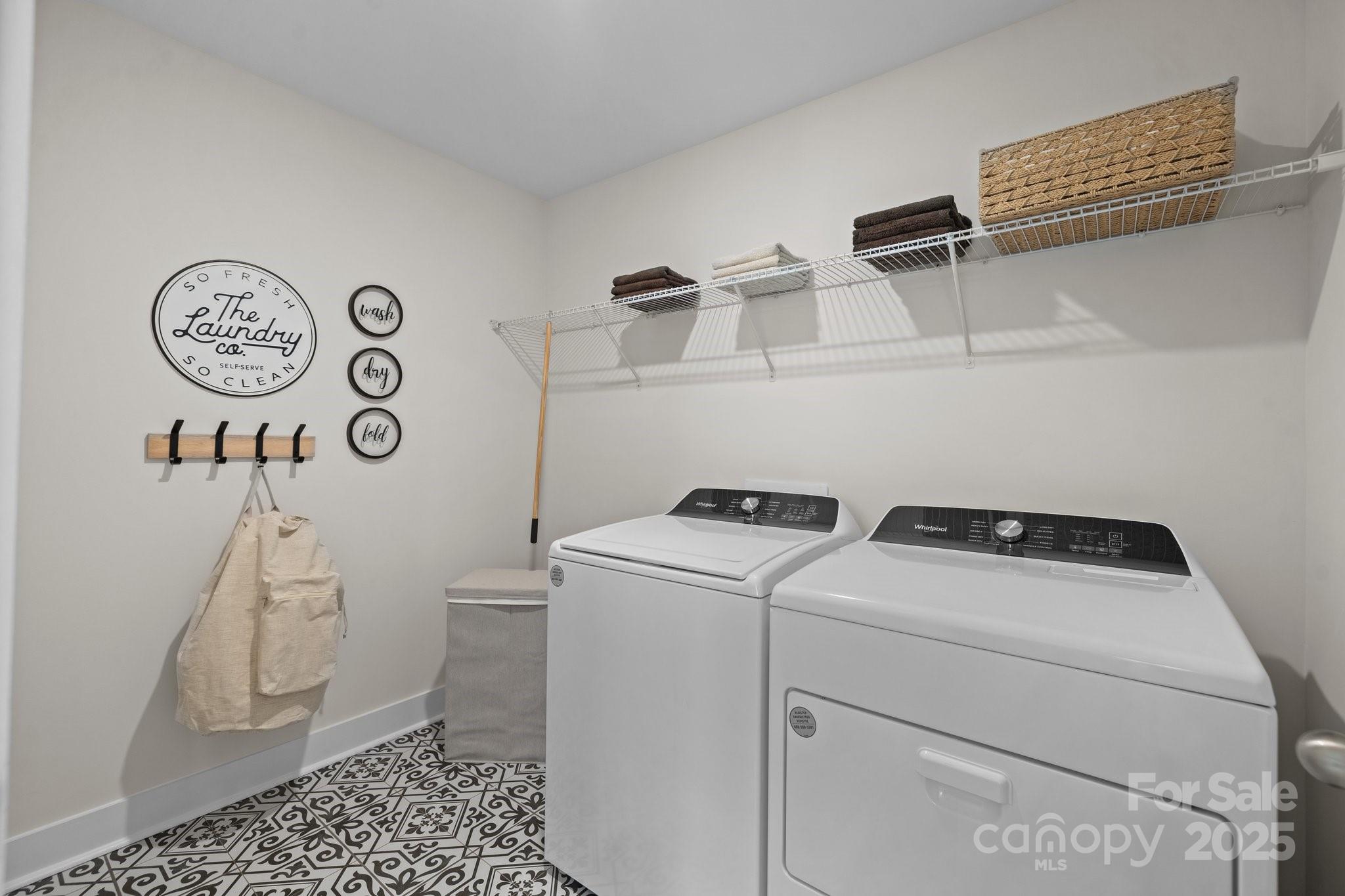 Lakeside Glen - Residential