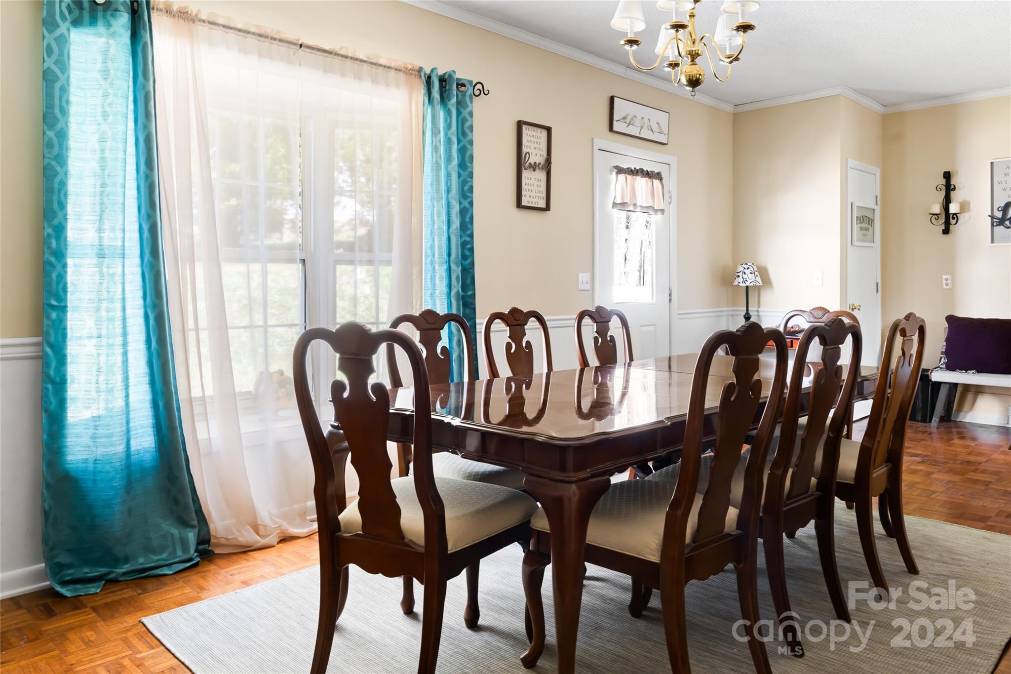 Sunny Knoll - Residential