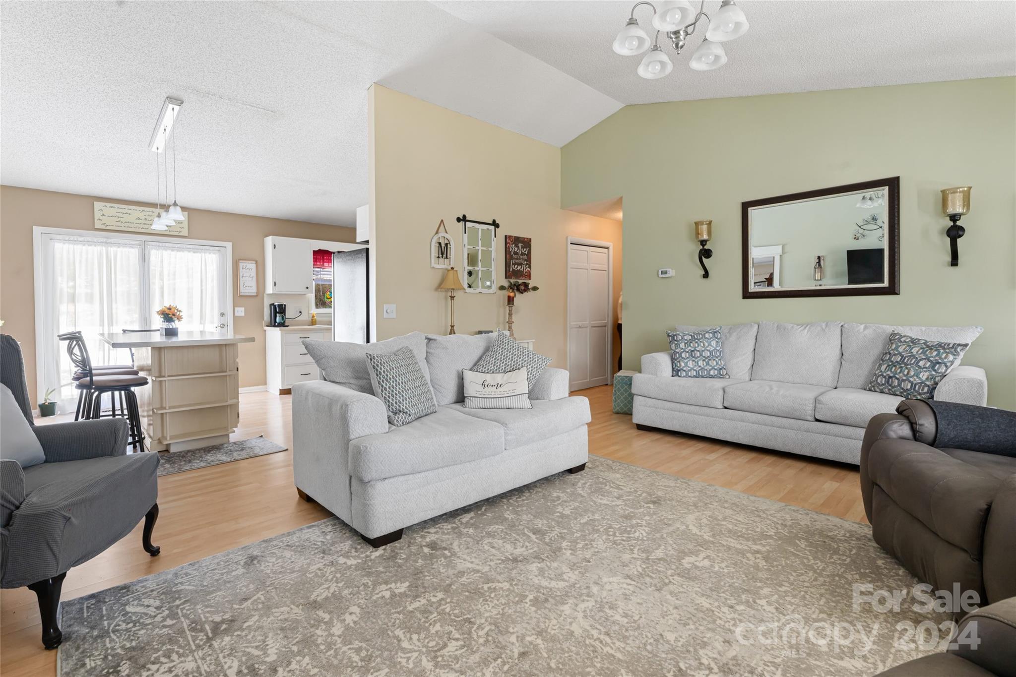 Sunny Knoll - Residential