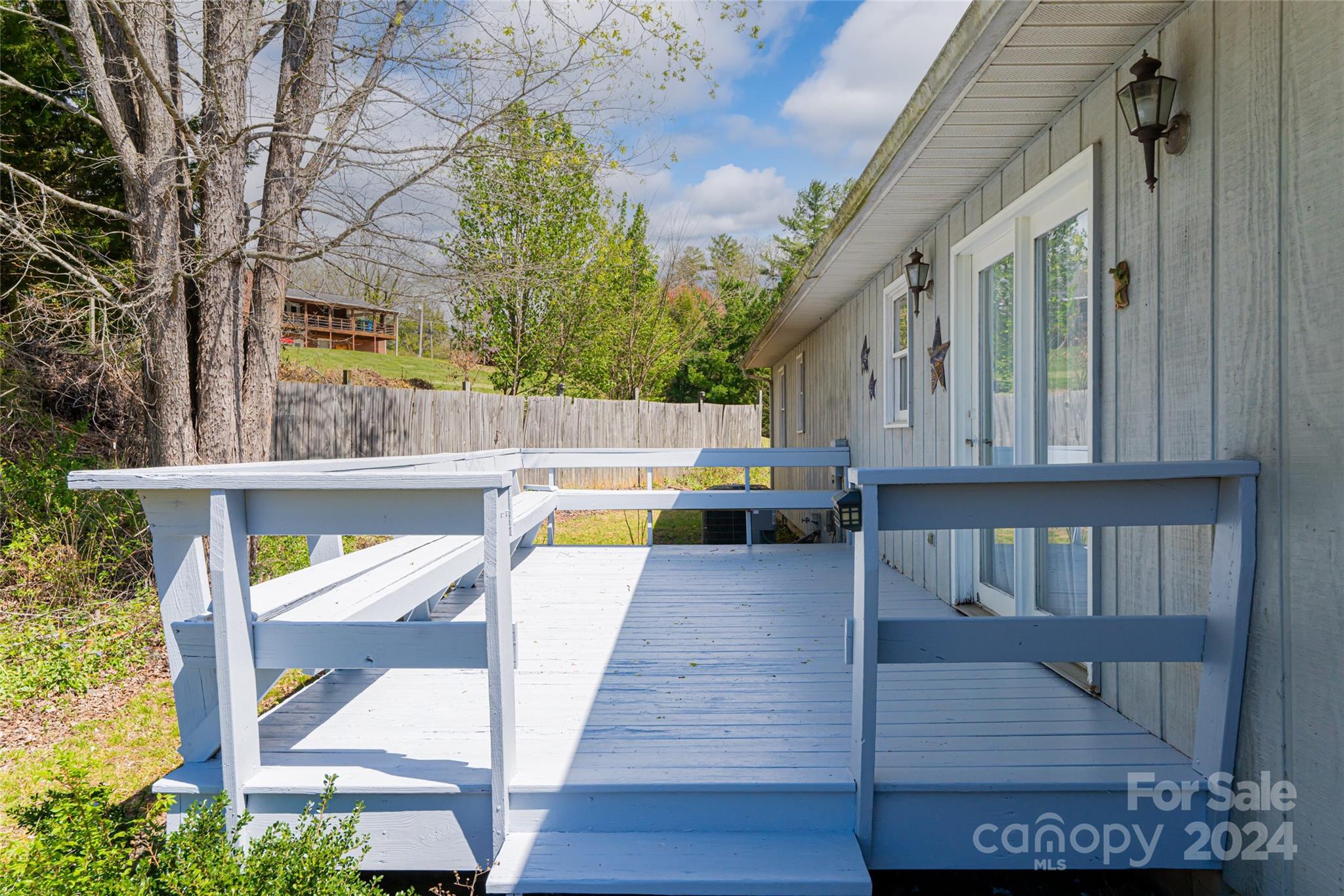 Sunny Knoll - Residential