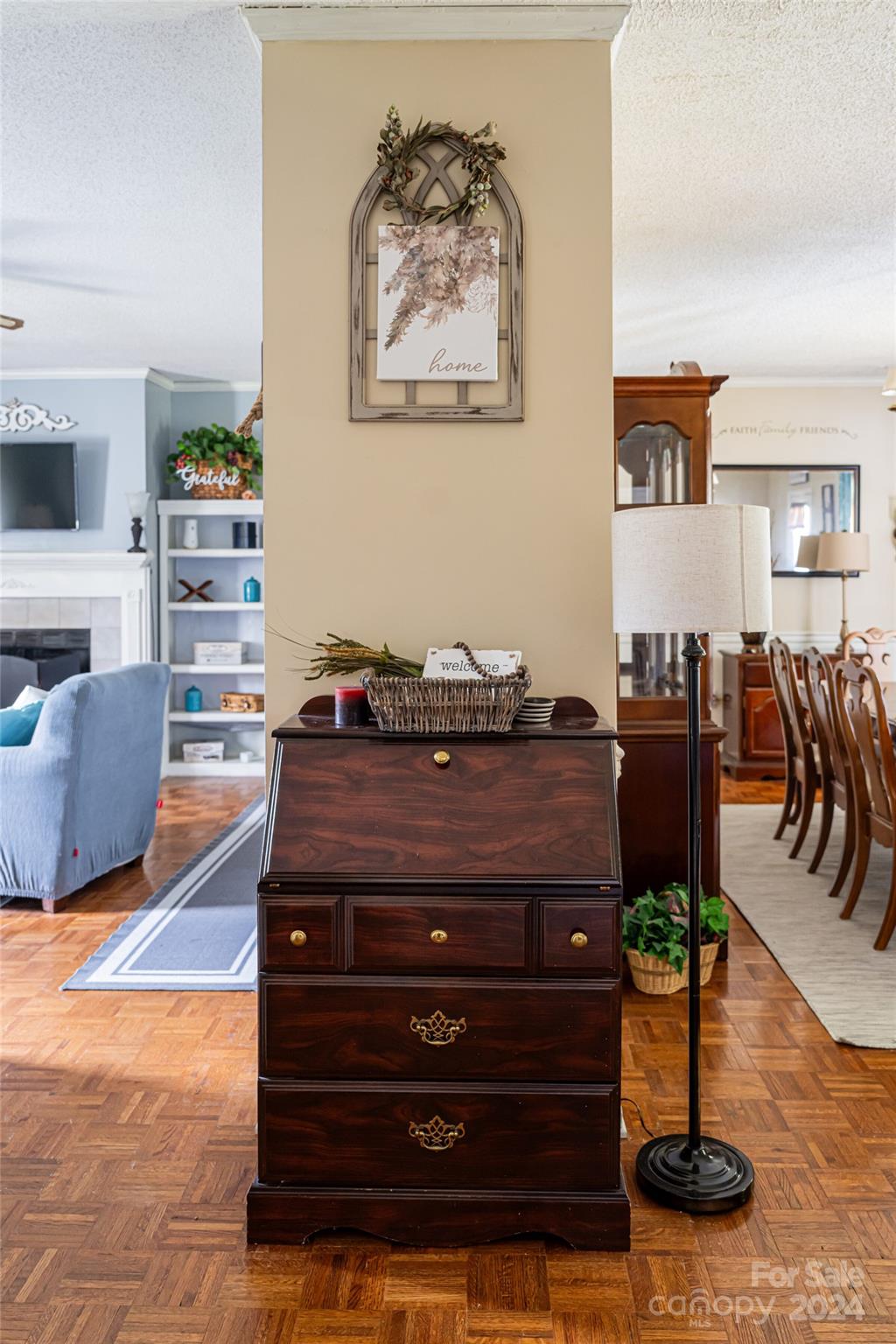 Sunny Knoll - Residential