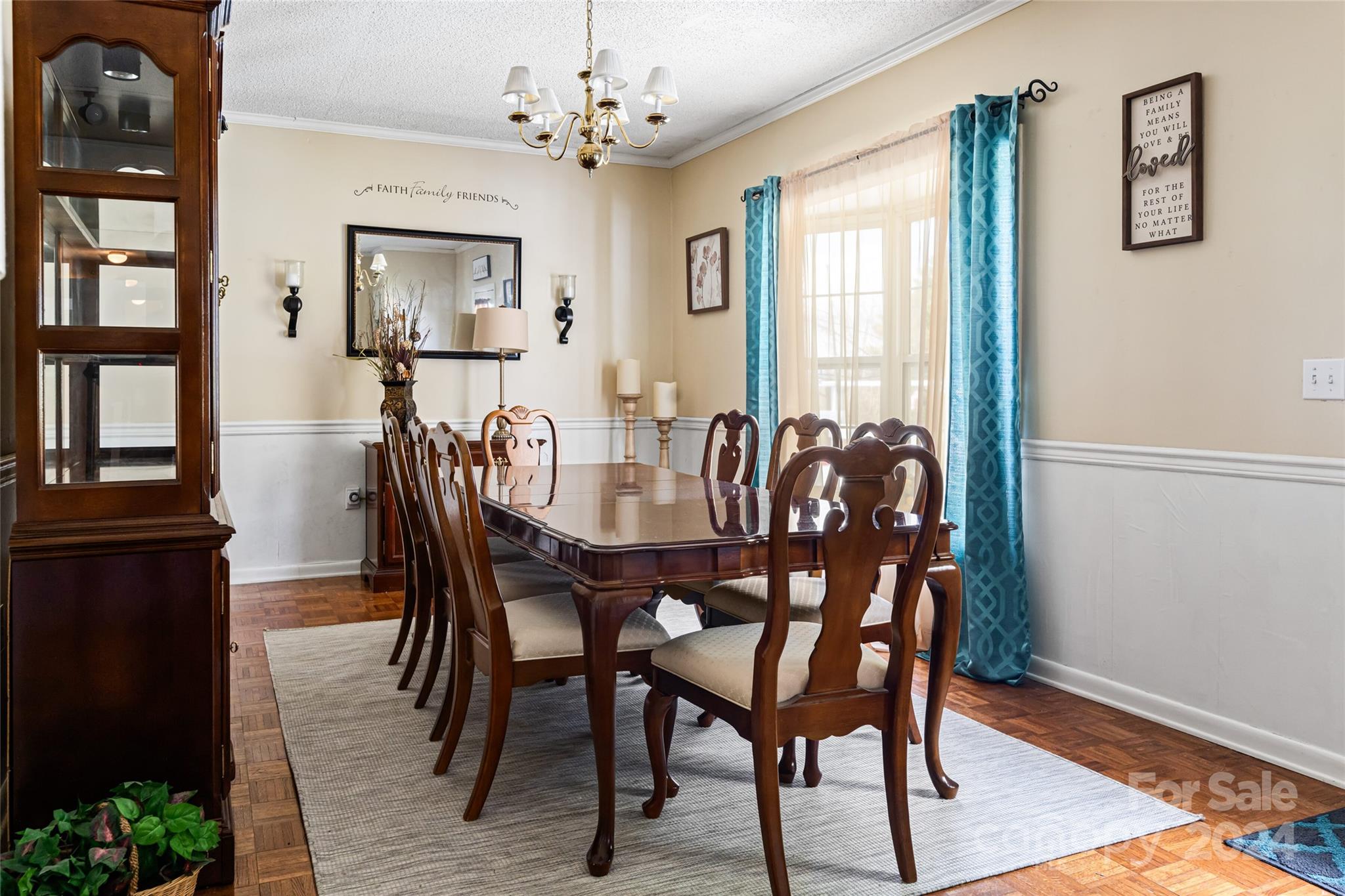 Sunny Knoll - Residential