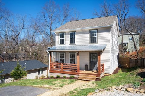 10 Peace Street Asheville NC 28806
