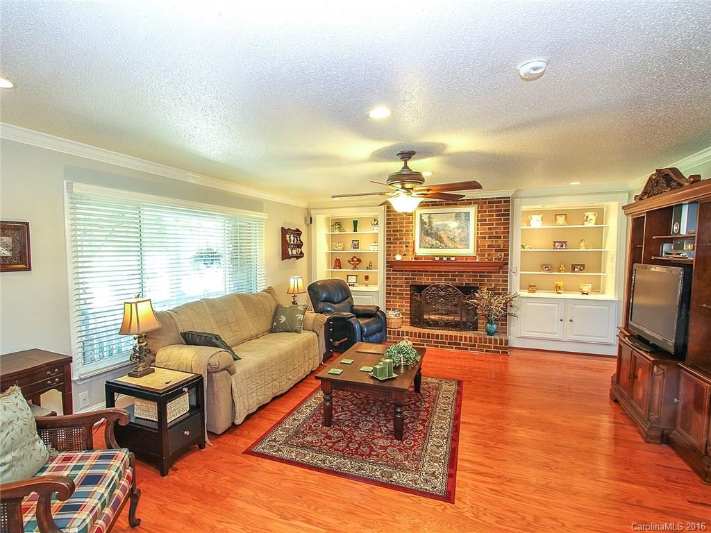 Monterey Hills - Residential