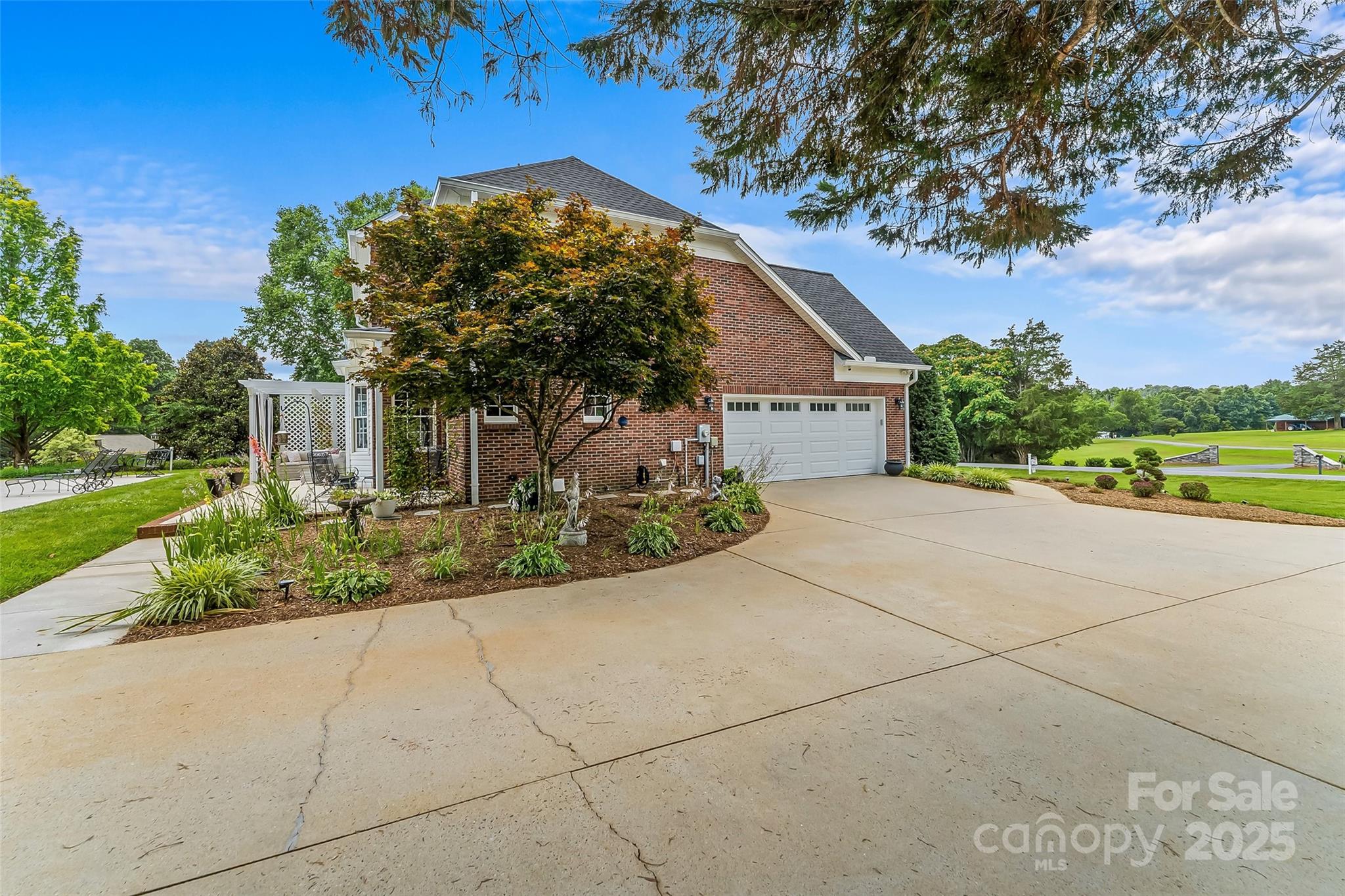 Rainbow Hills - Residential