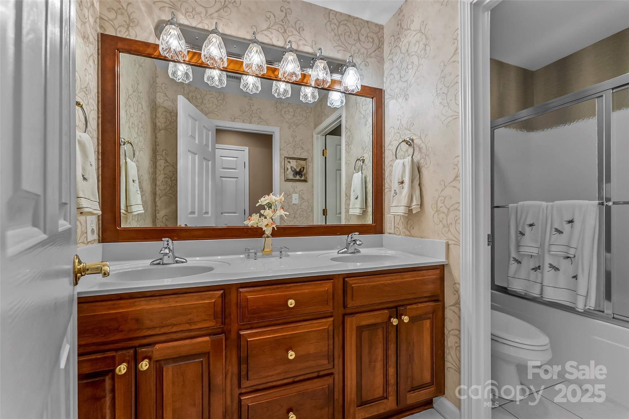 Rainbow Hills - Residential