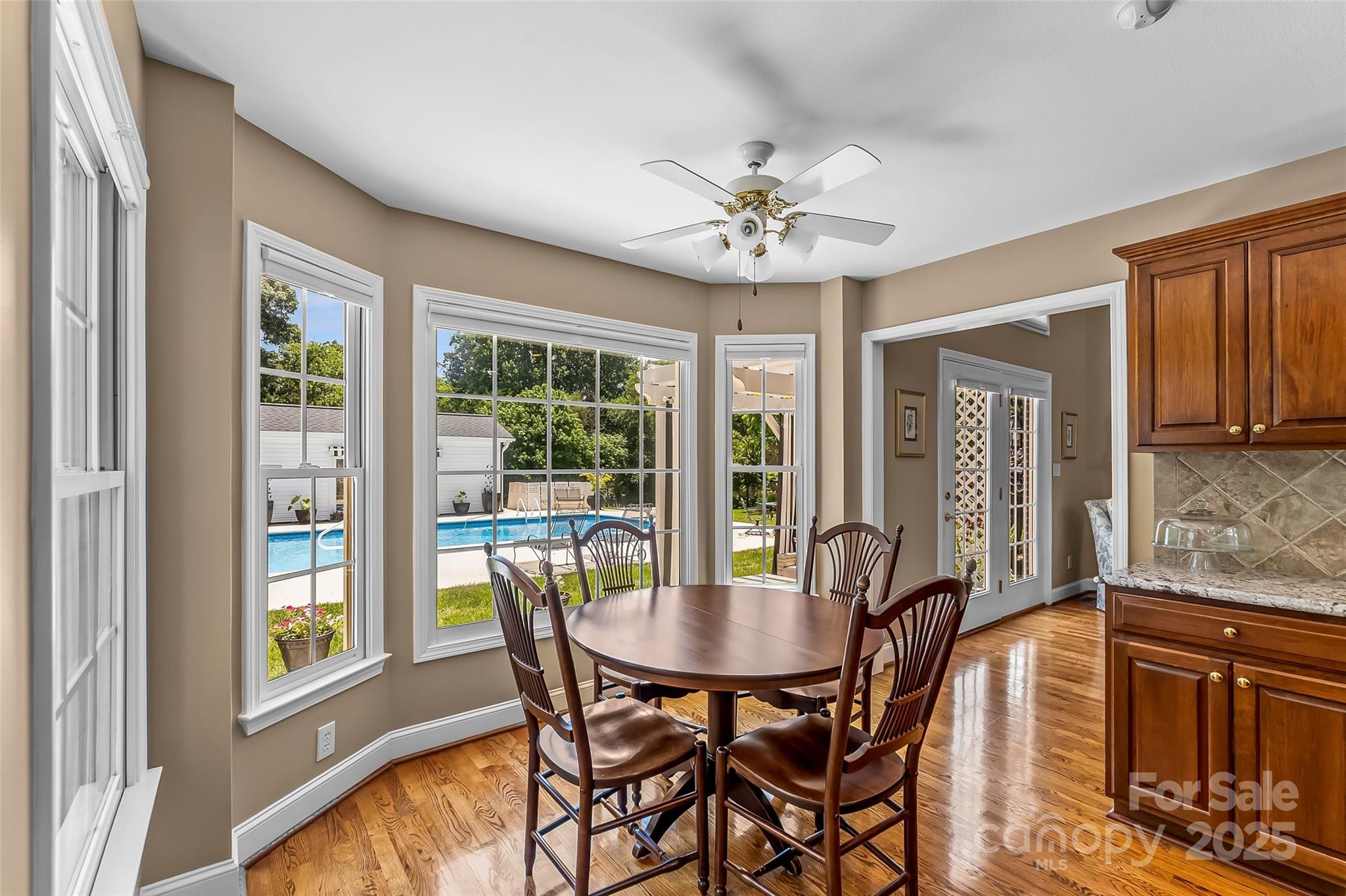 Rainbow Hills - Residential