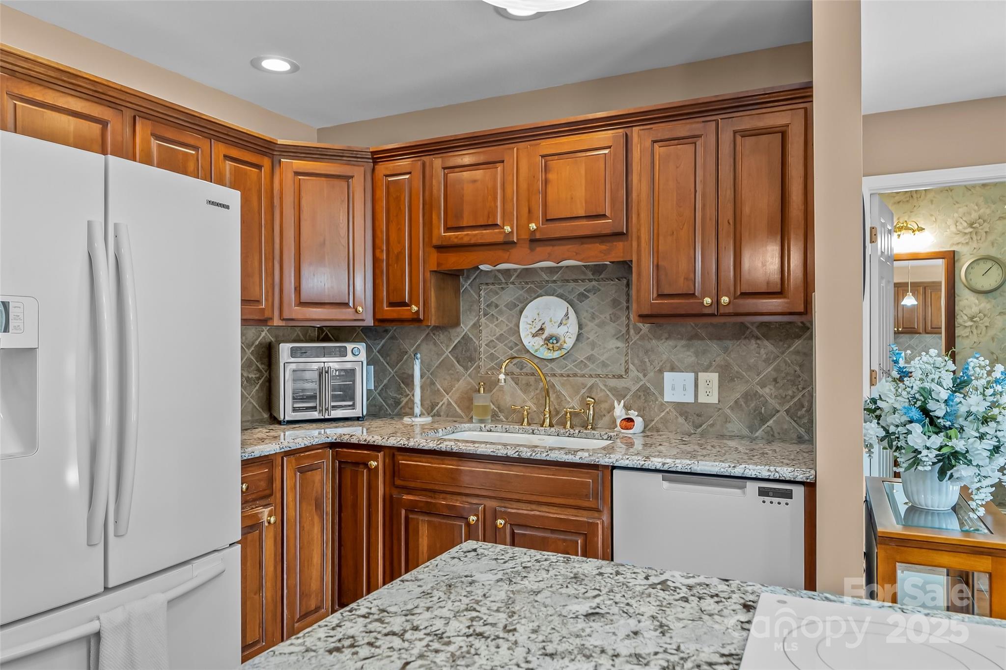 Rainbow Hills - Residential