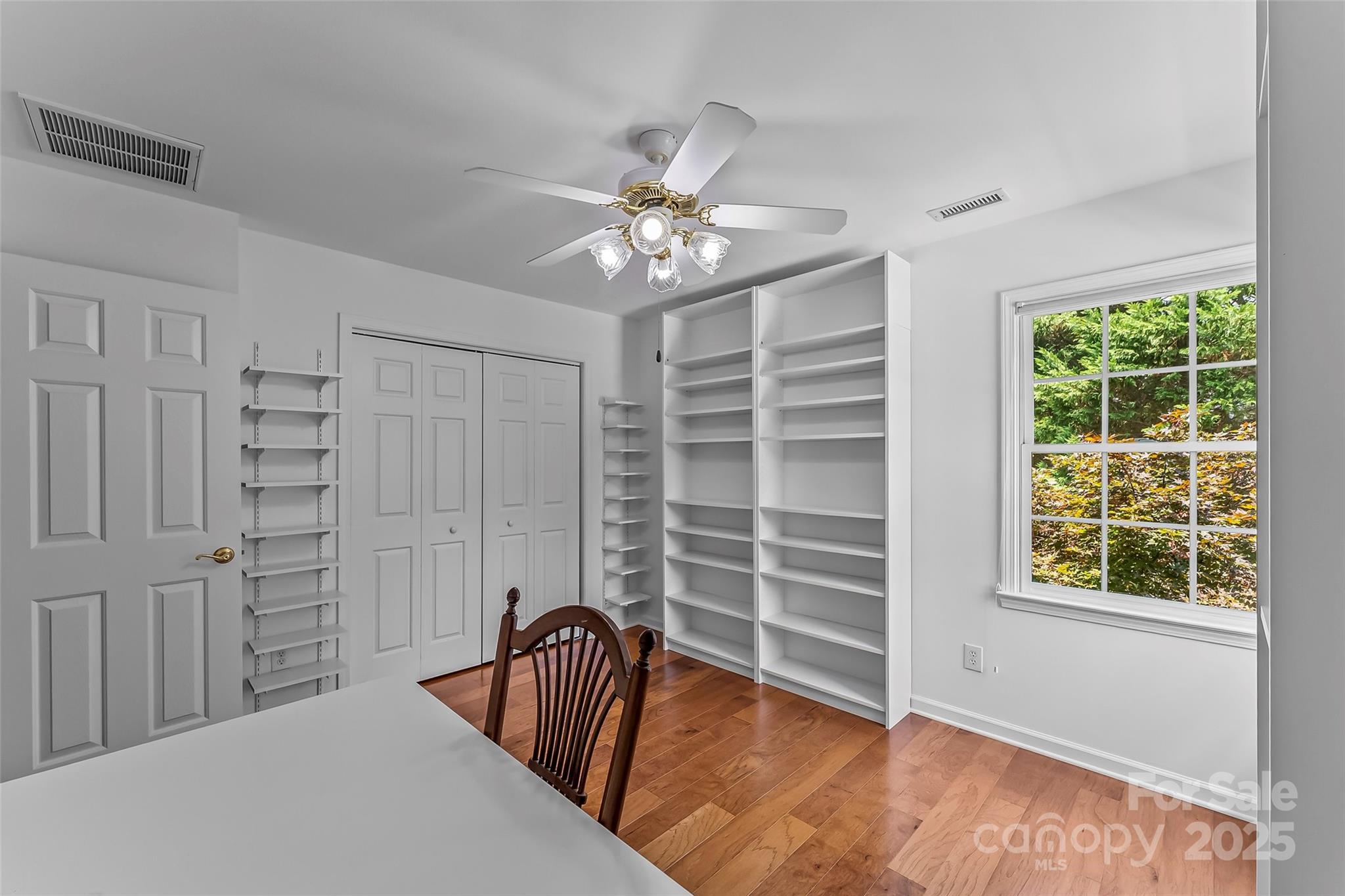 Rainbow Hills - Residential