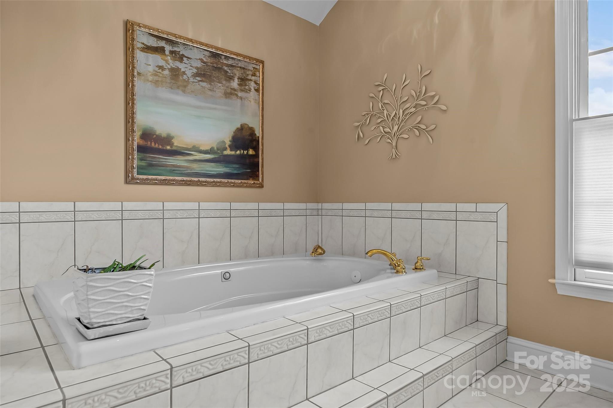 Rainbow Hills - Residential