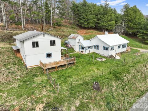 138 Robert Phillips Road Bakersville NC 28705
