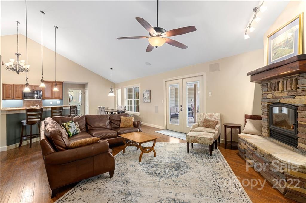 Horseshoe Bend - Residential