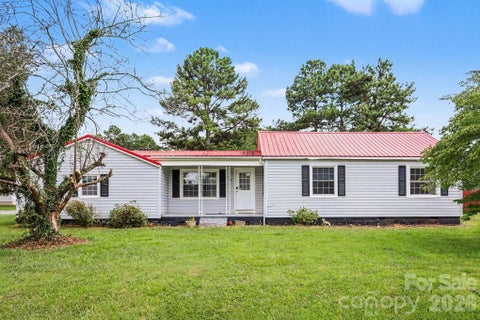 Photo of 114 Whitman Circle, Mooresville, NC 28115 (MLS # 4413742)