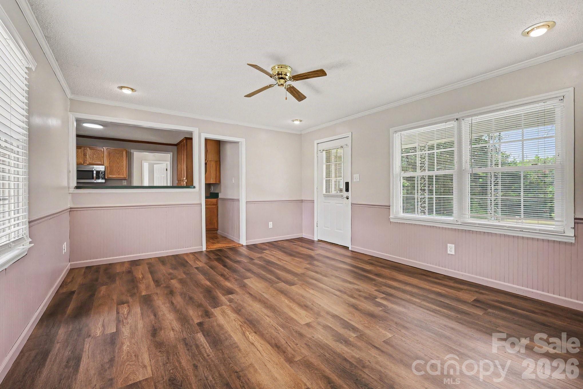 114 Whitman Circle