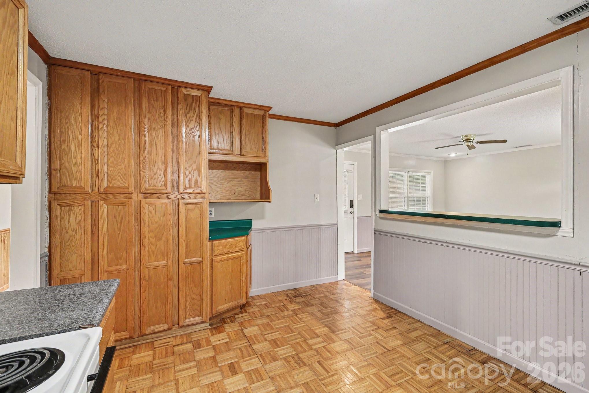 114 Whitman Circle