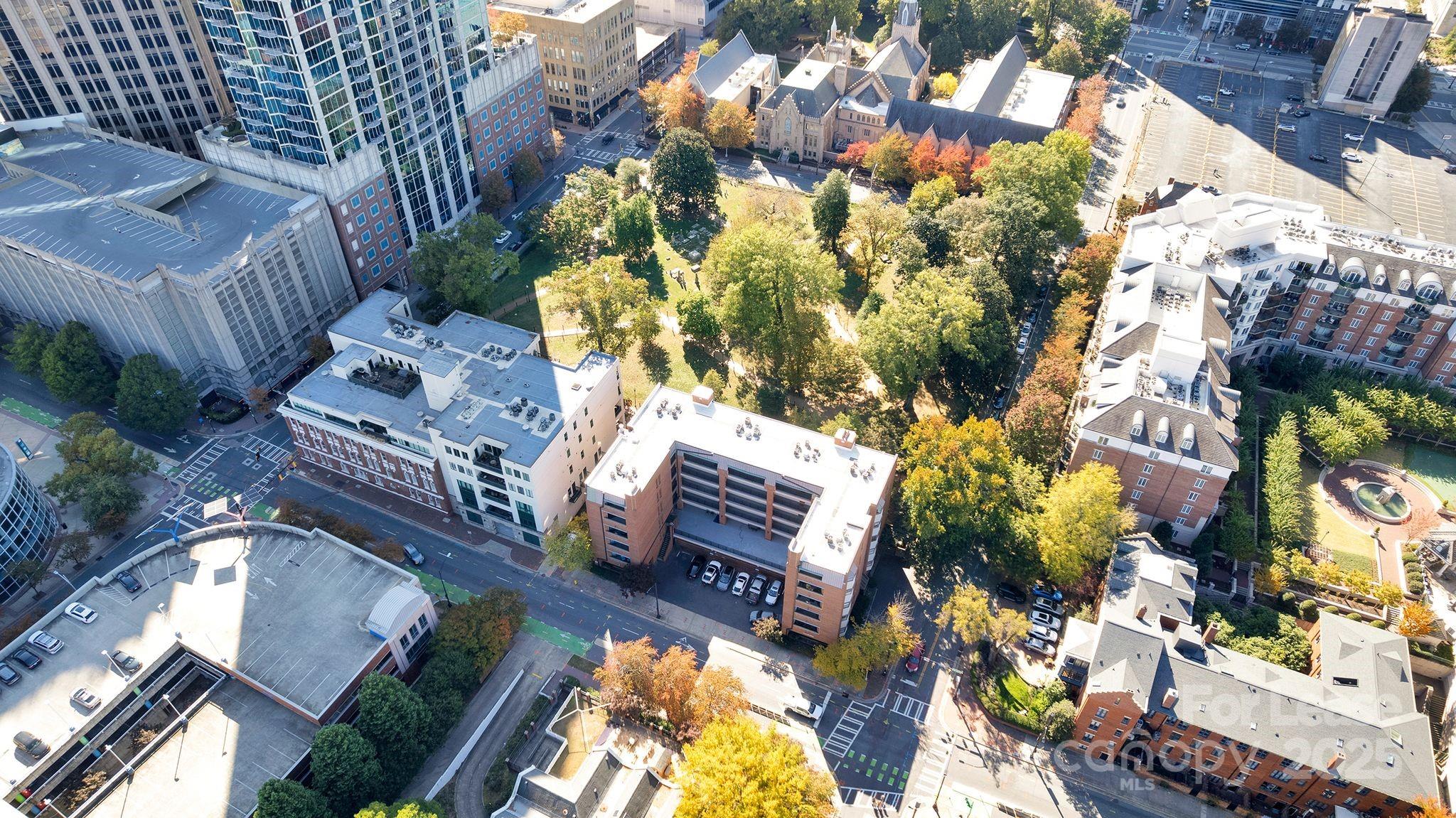 224 N Poplar Street 2