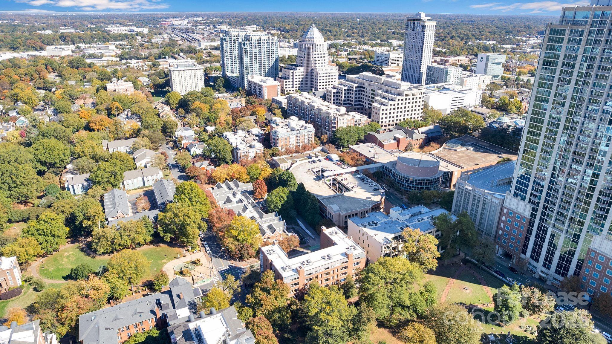 224 N Poplar Street 2