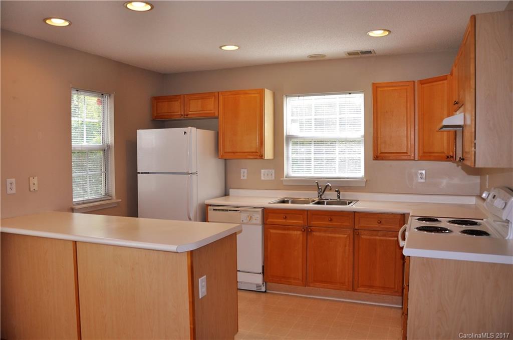 Huntington Ridge - Residential