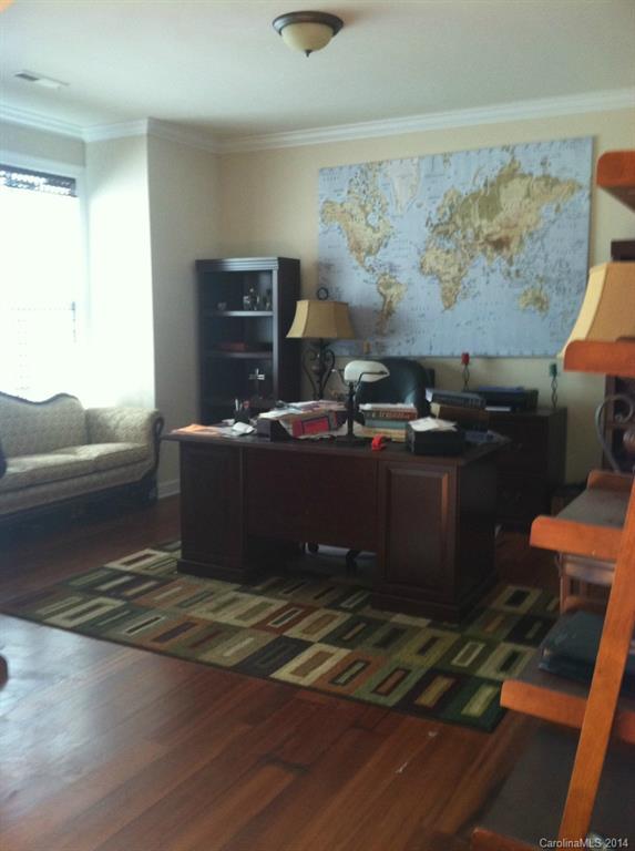 Oaks on Main - Residential