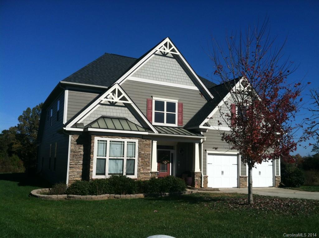 Oaks on Main - Residential