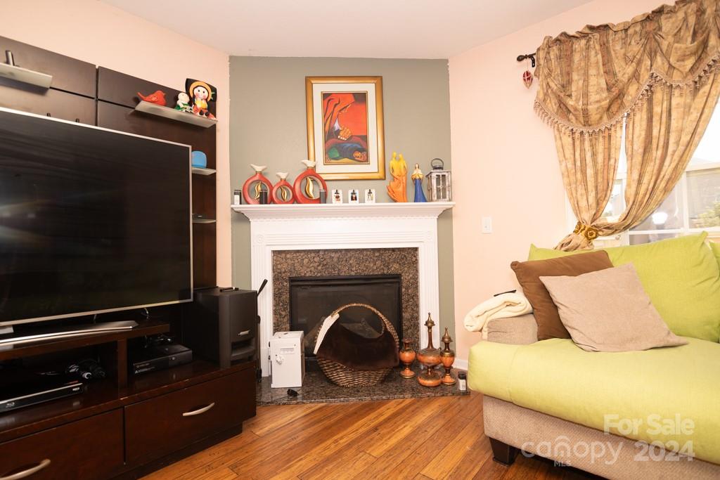 Riverview - Residential