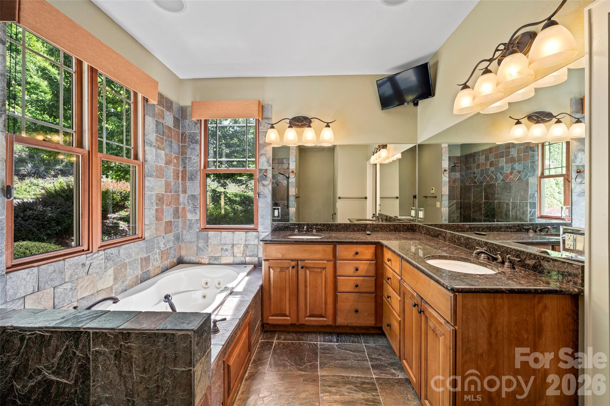 Vista At Bills Mountain - Residential