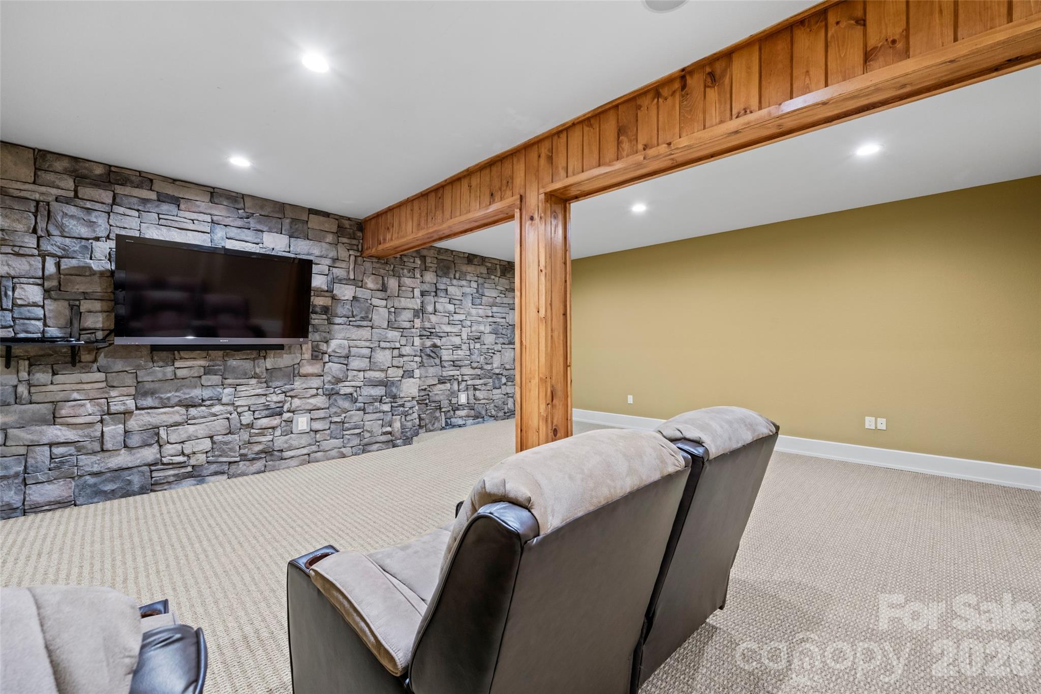 Vista At Bills Mountain - Residential