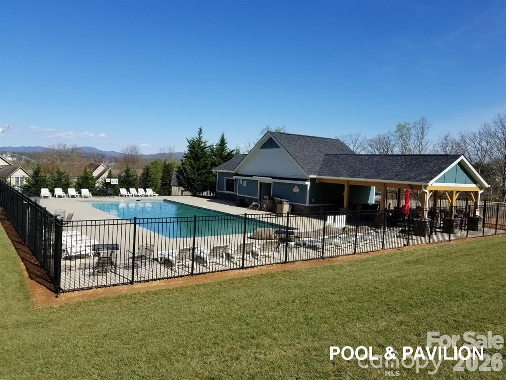 Pinnacle at Arabella Heights - Residential