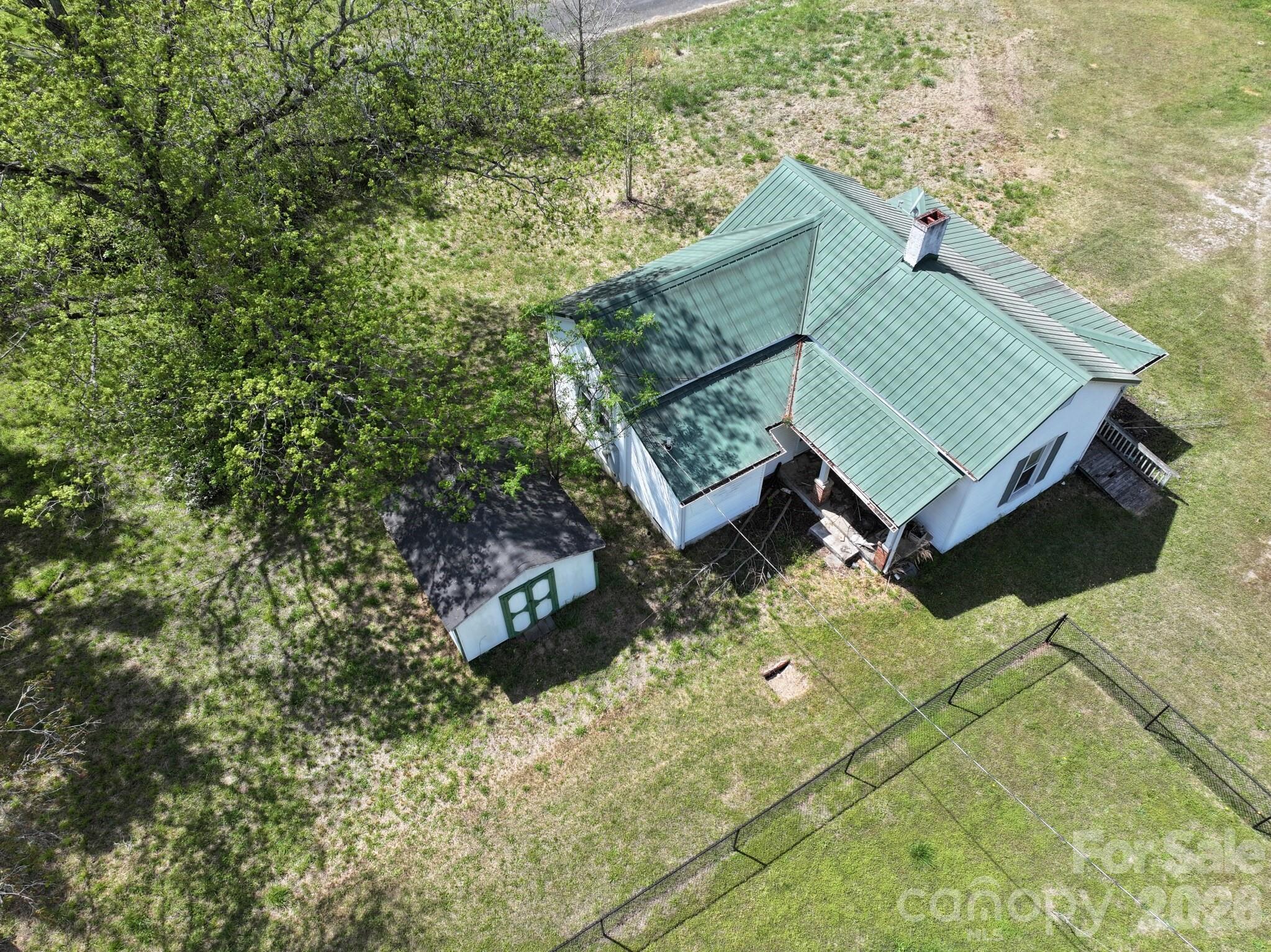 145 W Burnsville Street