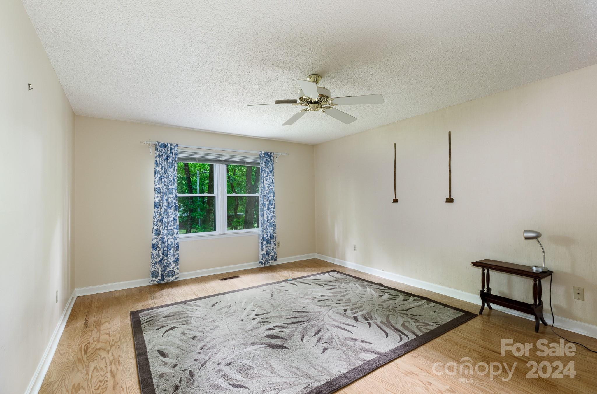 Cross Creek - Residential