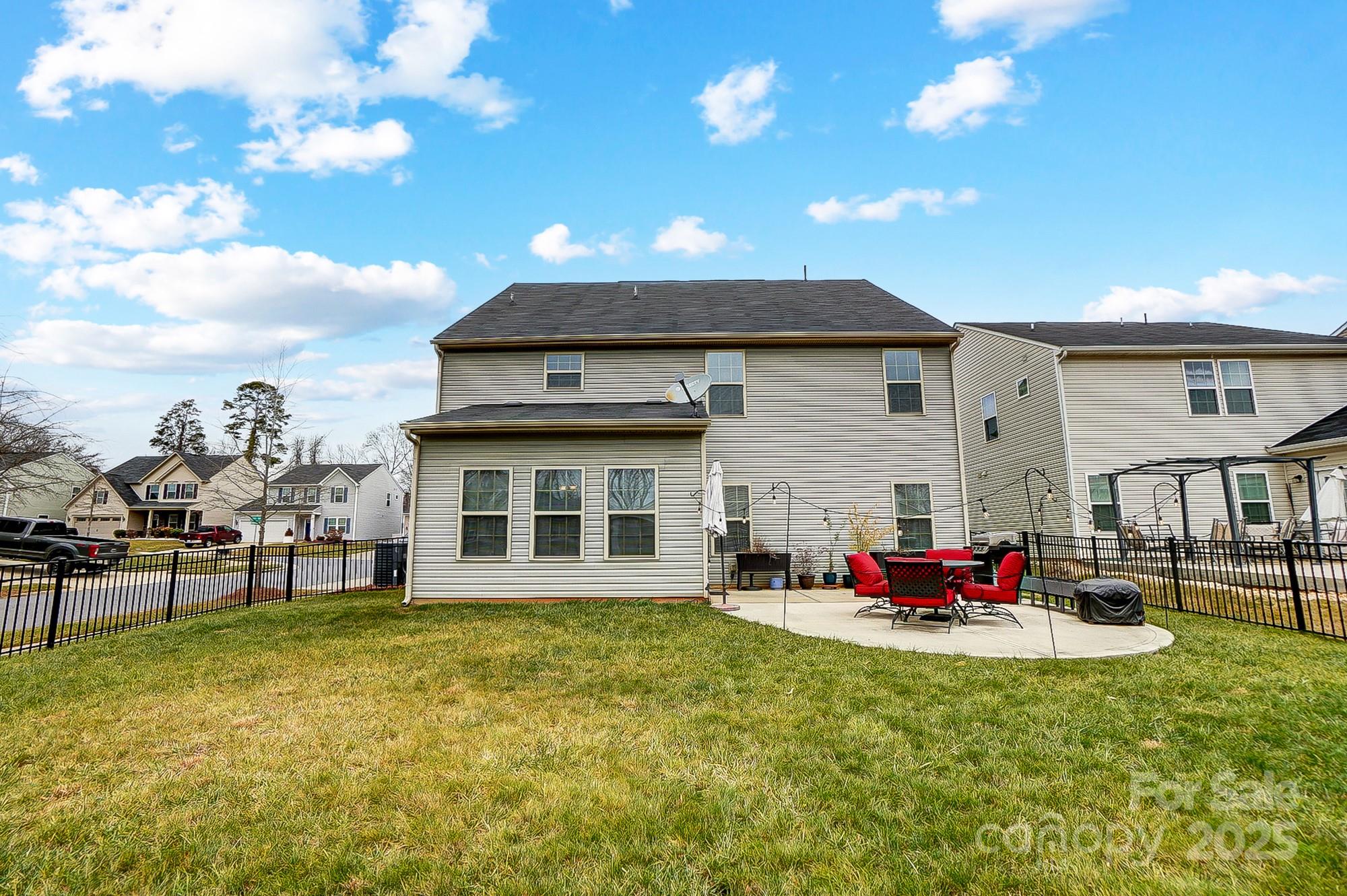 Bethesda Oaks - Residential