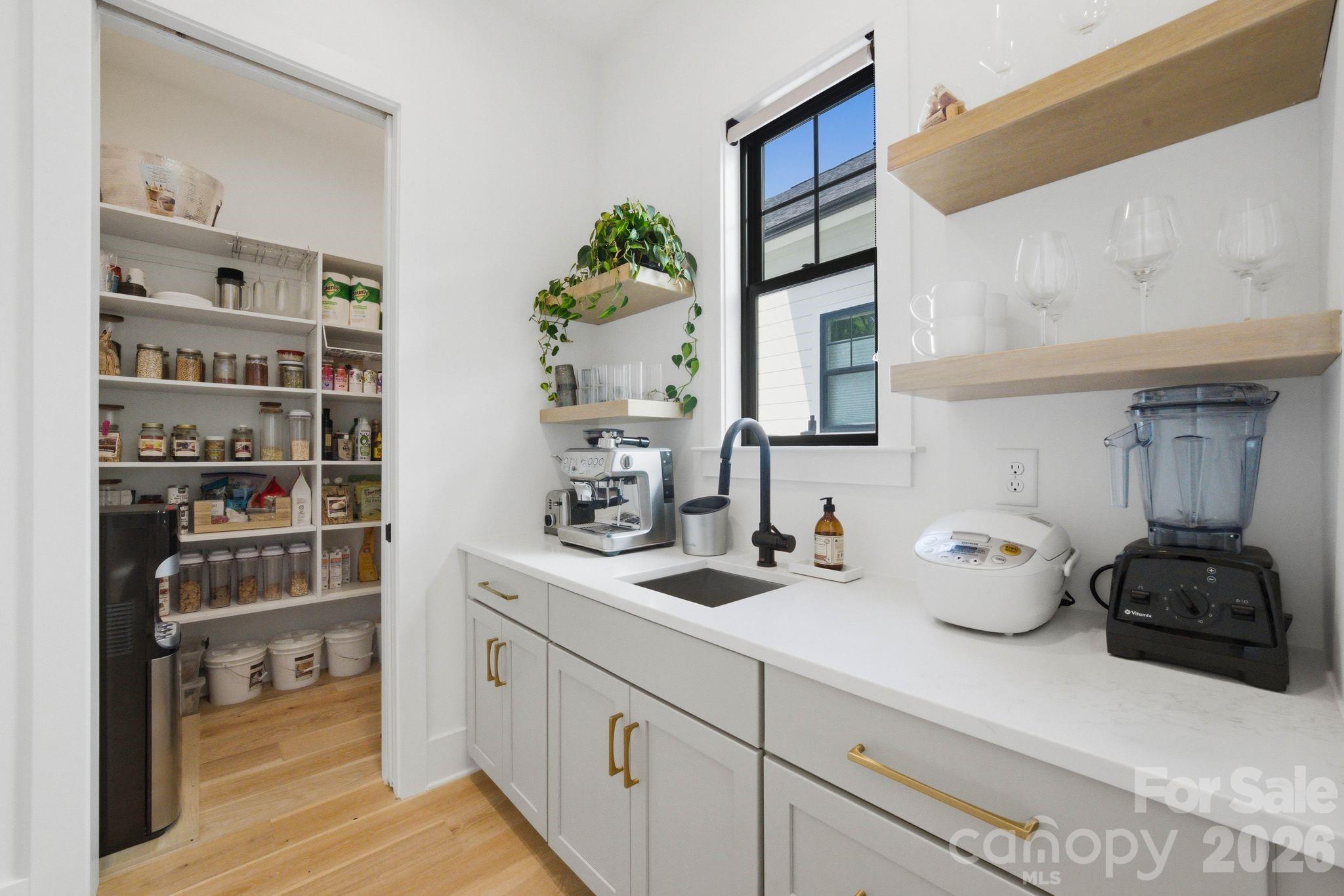 Cambridge Square - Residential