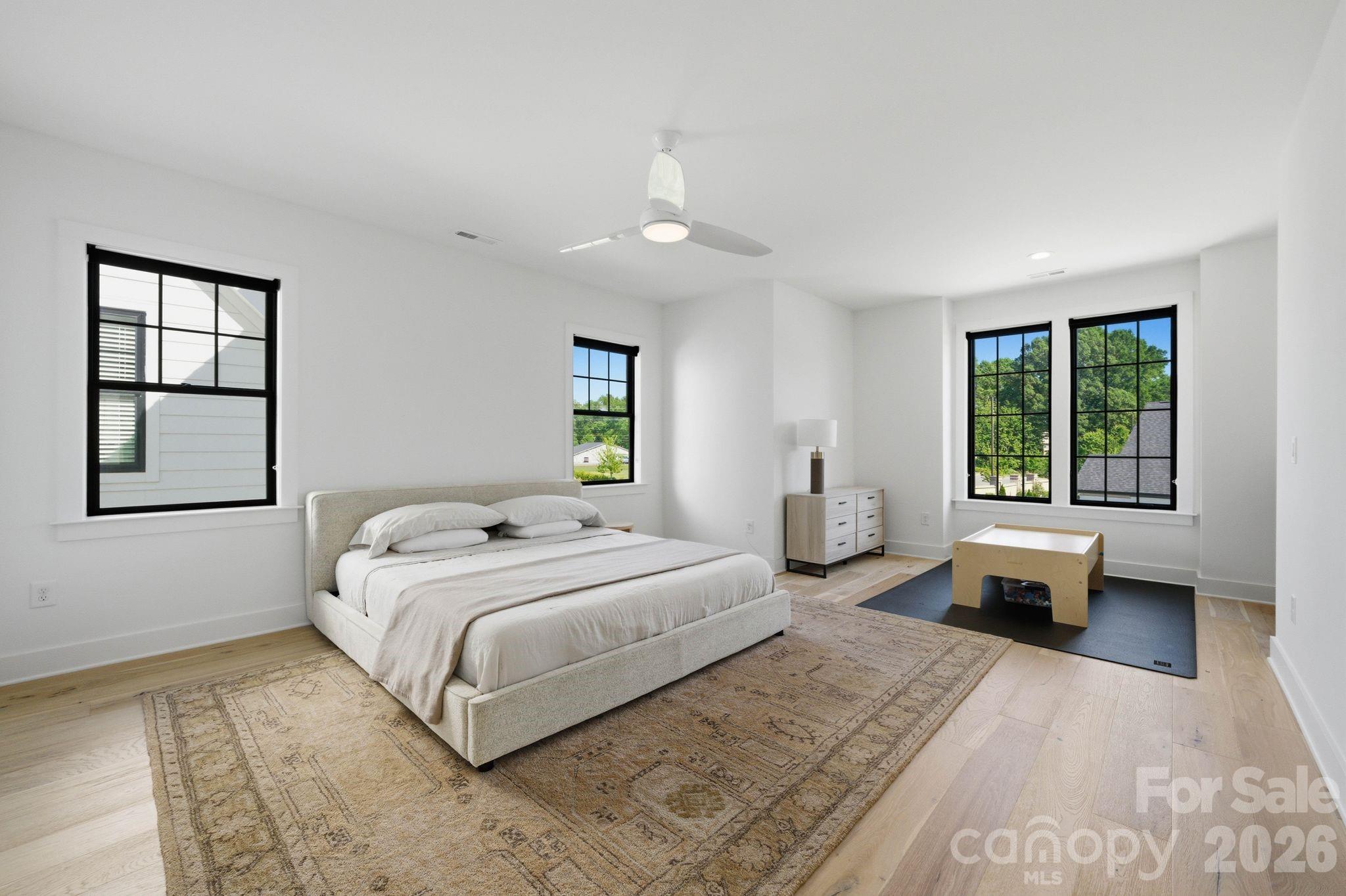 Cambridge Square - Residential