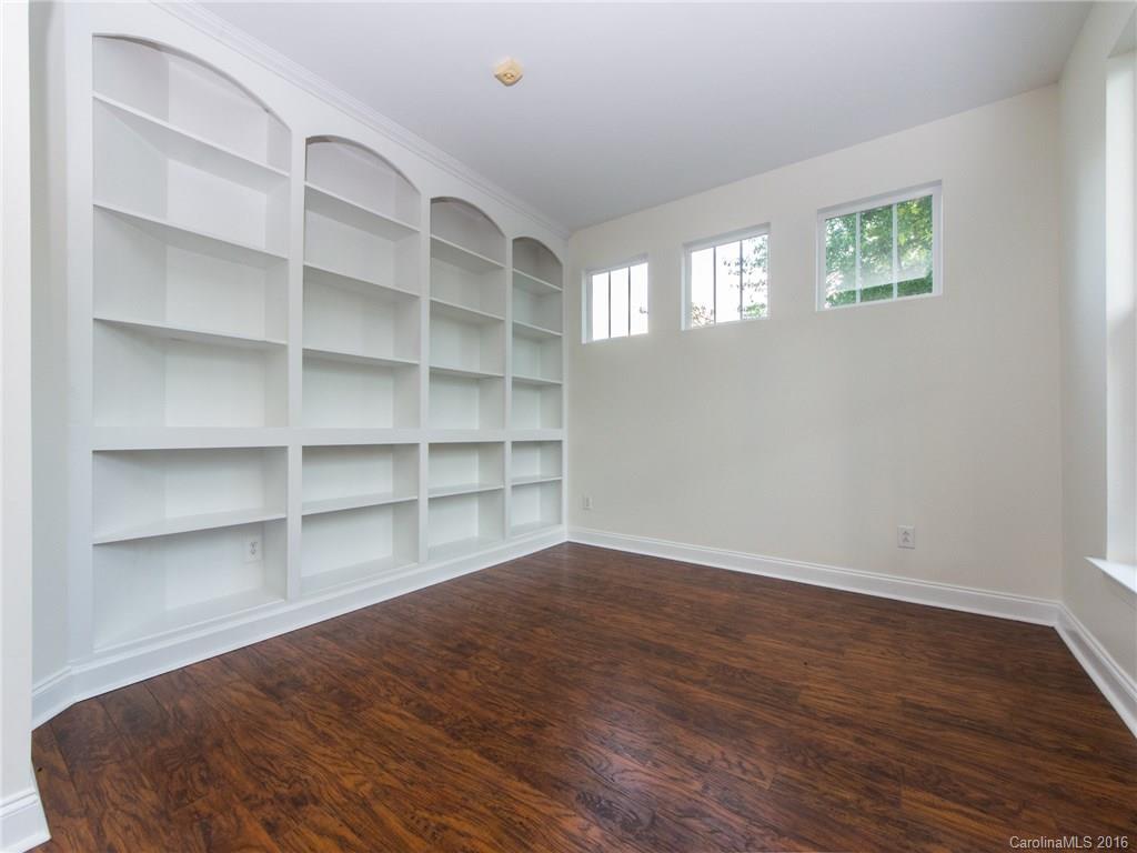 MacAulay - Residential