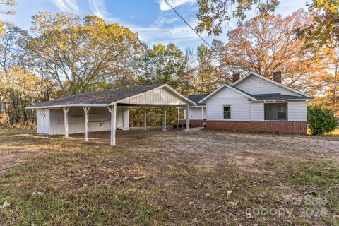 A home in Hickory