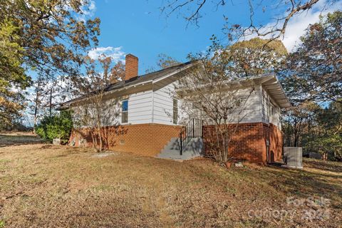 A home in Hickory