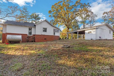 A home in Hickory